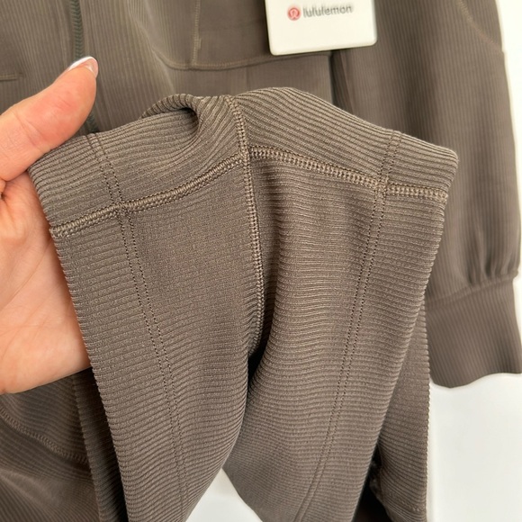 53. NWT Lululemon Ribbed Softstreme Long-Sleeve Romper Nomad Size 0 RARE - Picture 4 of 15